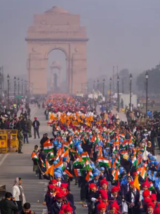 india_gate_EyJ6gTQWb