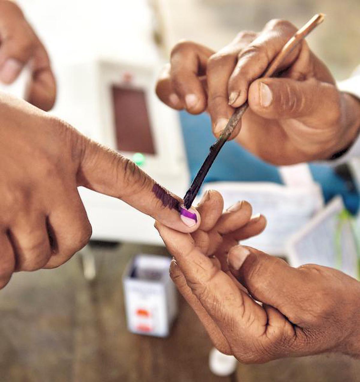 Lok Sabha Election: आज थम जाएंगे दूसरे चरण के लिए चुनाव प्रचार, इन 13 राज्यों की 88 सीटों पर 26 अप्रैल को होगी वोटिंग