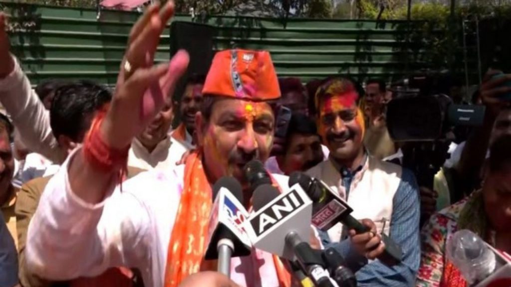 Manoj Tiwari Holi