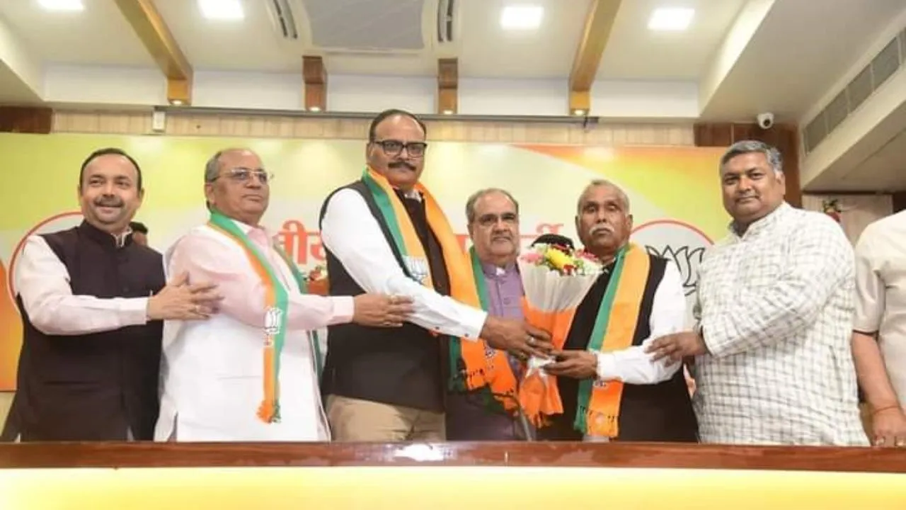 Devendra Singh Yadav joins BJP, Devendra Singh Yadav