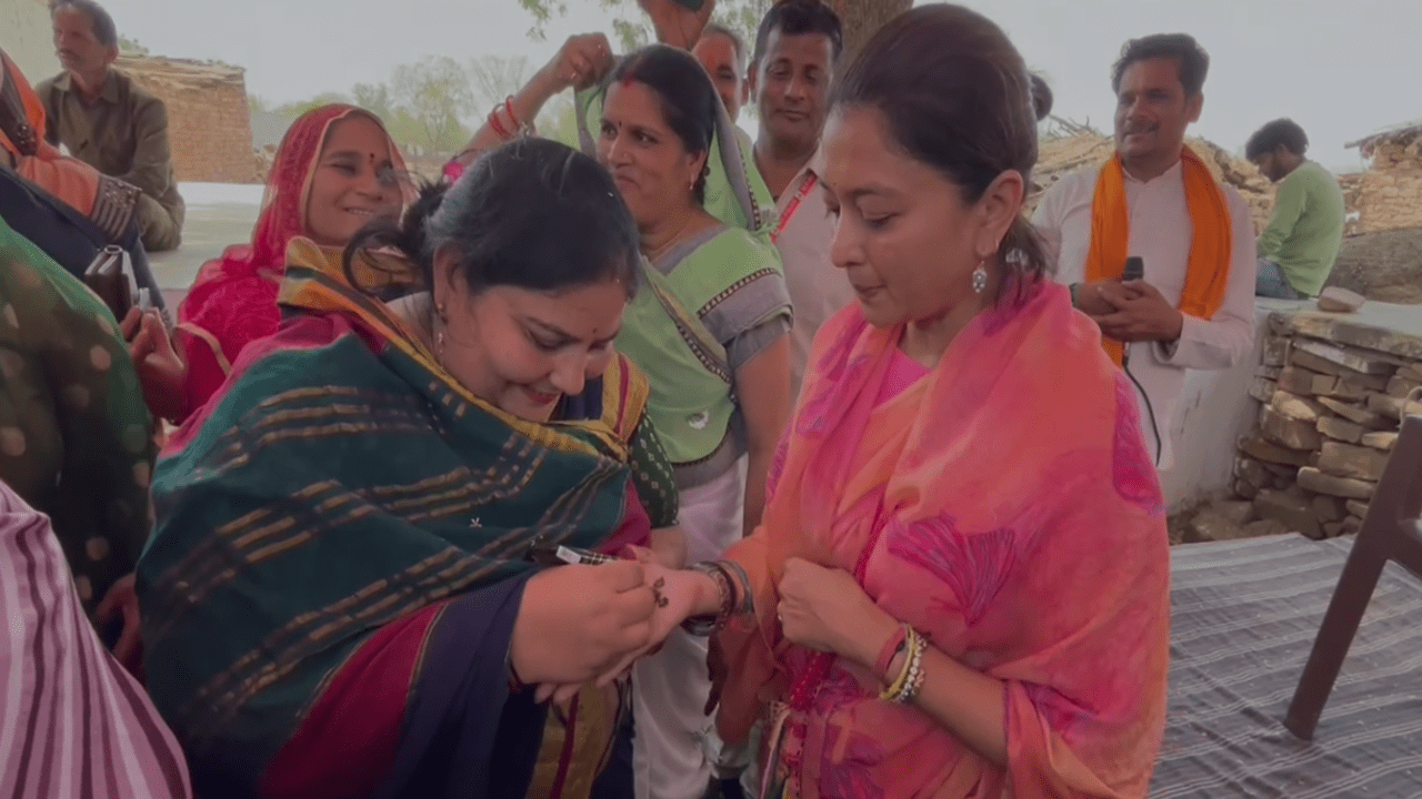 Priyadarshini Raje Scindia lok sabha election