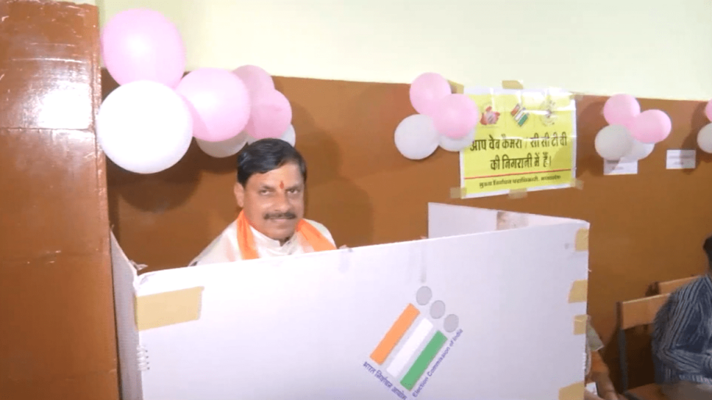 cm Mohan Yadav voting in Ujjain