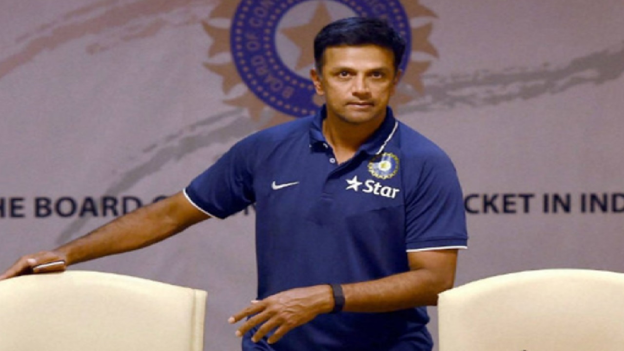 Head Coach Salary: टीम इंडिया को जल्द मिलेगा नया हेड कोच, BCCI ने निकाली भर्ती… जानें कितनी मिलती है सैलरी