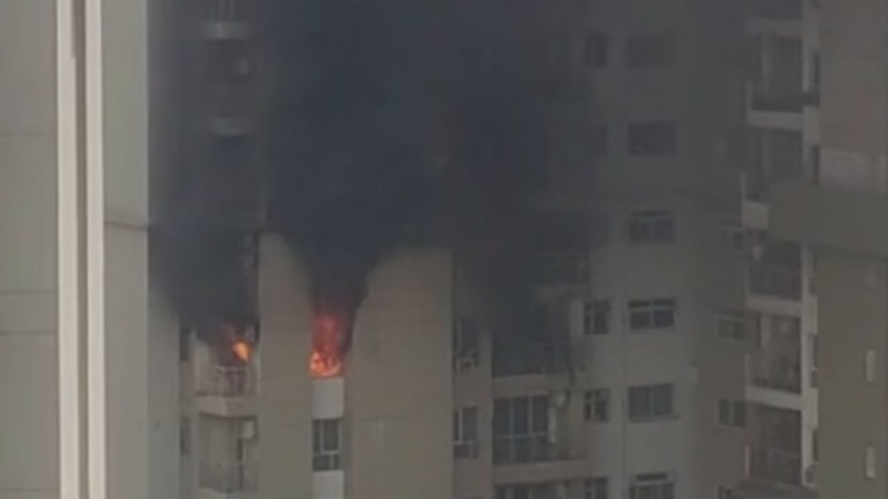 Noida Fire