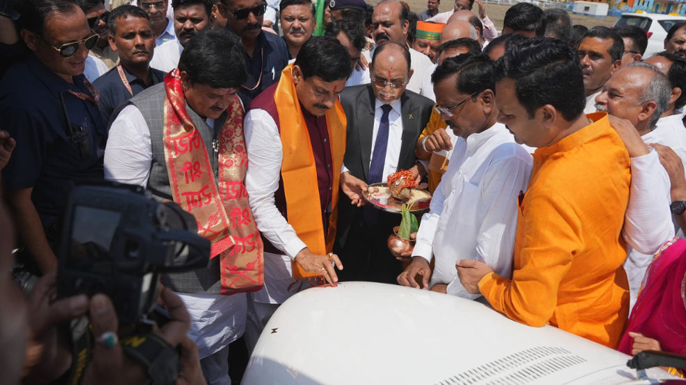 CM Mohan Yadav inaugurating "PMShri Religious Tourism Heli Service" on the holy festival of Ganga Dussehra from Ujjain, the city of Baba Mahakal.