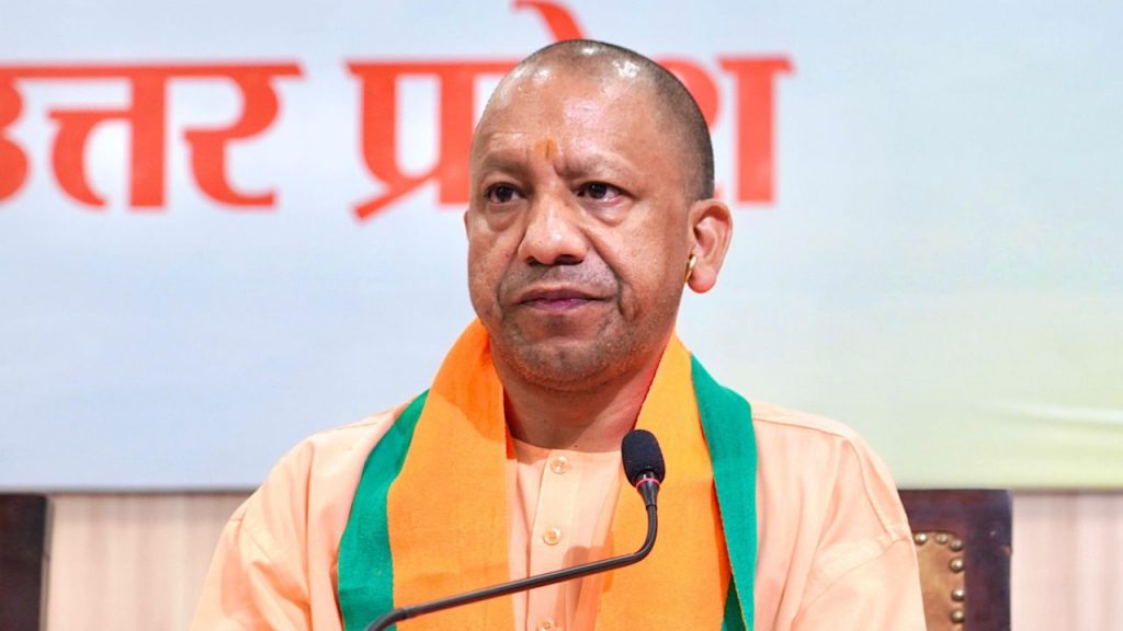 CM Yogi on Bangladesh Crisis