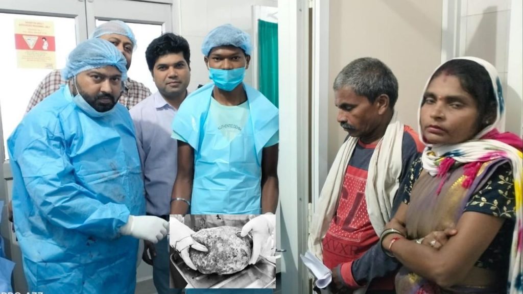 Everyone is shocked after a 15 kg lump was removed from the woman's stomach.