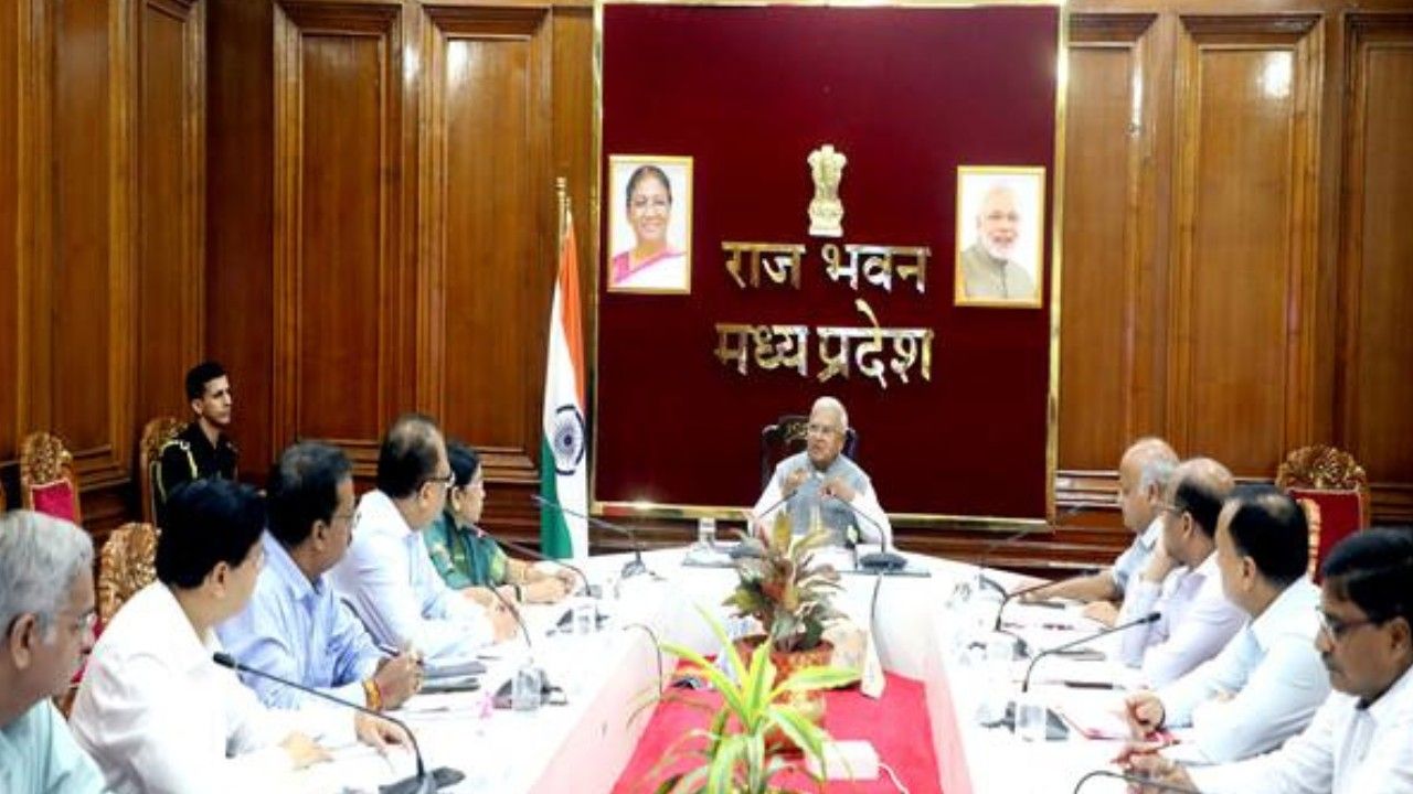 Governor Patel attended the review meeting of Panchayat and Rural Development Department held at Raj Bhavan.