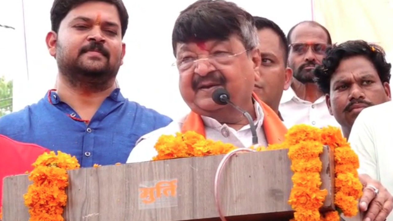 Minister Kailash Vijayvargiya