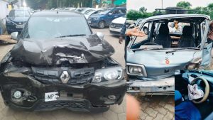 There was a collision between a school van and a car in Indore.