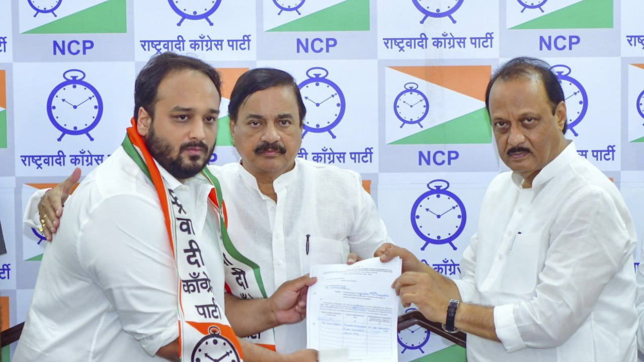 Jishan Siddhique join NCP (A)