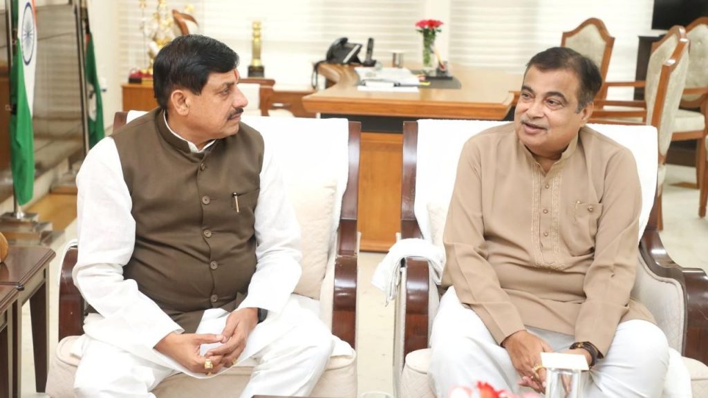 Bhopal: Union Minister Nitin Gadkari met CM Dr. Mohan Yadav