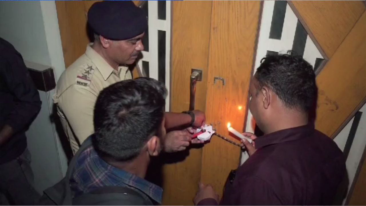 Two hotels of former Ujjain councilor Guddu Kalim sealed