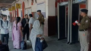 Alert in Madhya Pradesh after stampede at New Delhi Railway Station