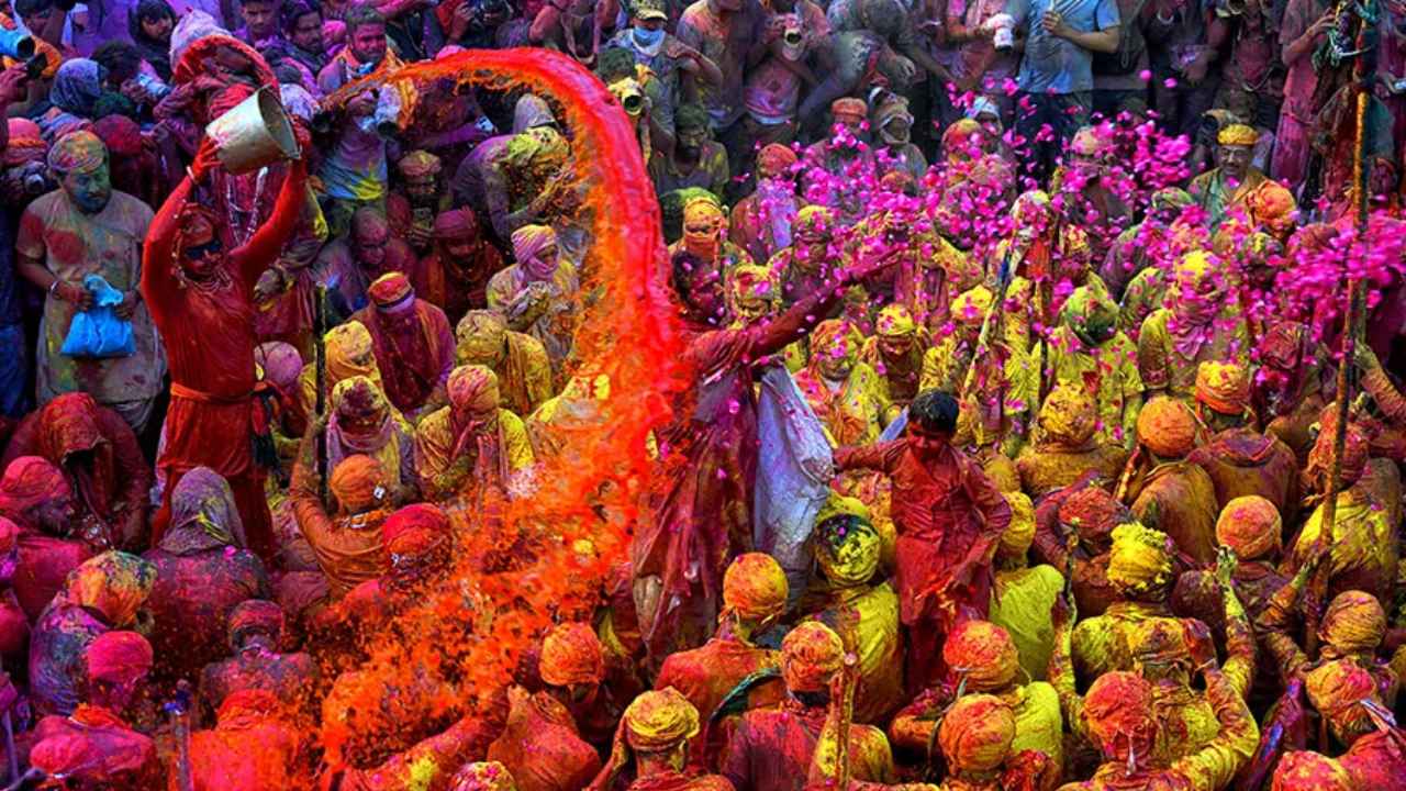 holi_colours