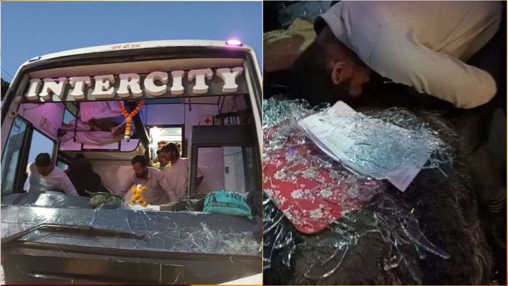 One passenger died due to stone pelting on the bus