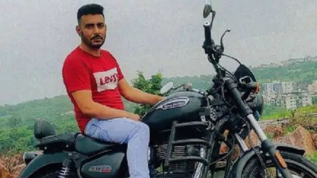 Teacher accused of raping a 3 year old innocent girl.