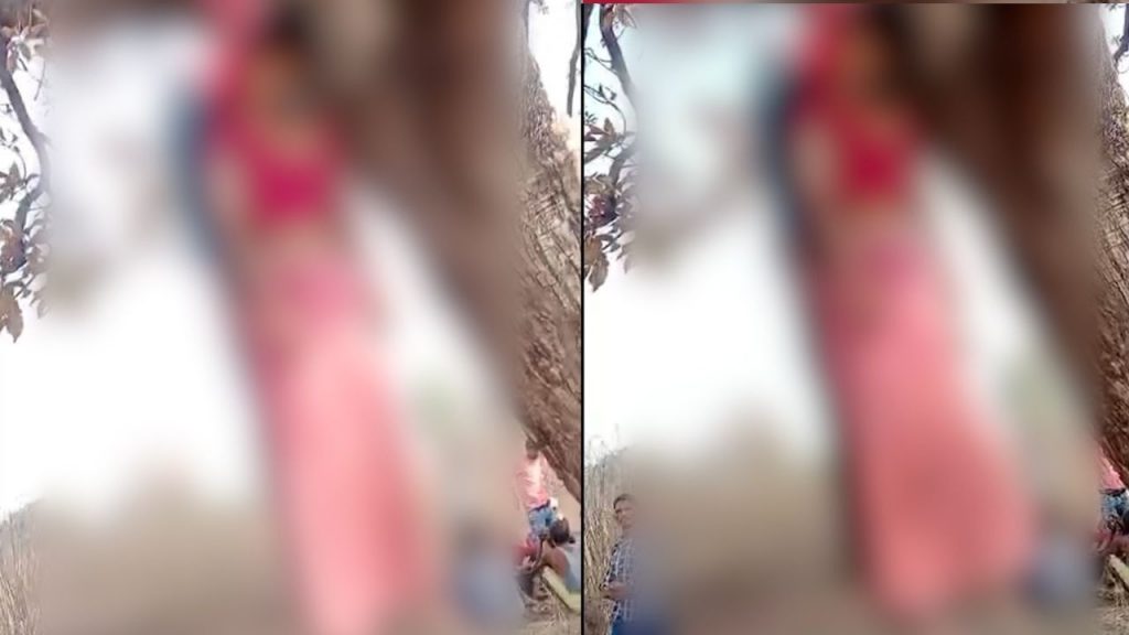 Married woman committed suicide with her lover.