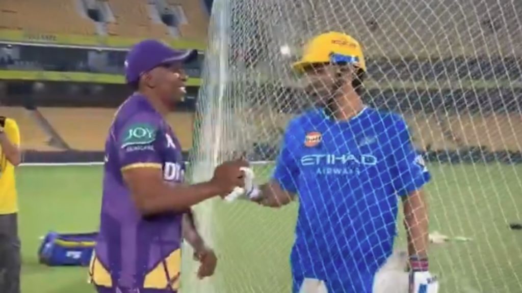 DJ Bravo and MS Dhoni