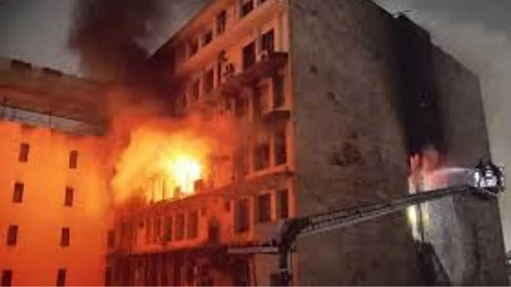 A massive fire broke out in a building near Charminar in Hyderabad.