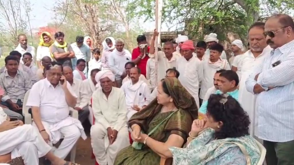 Khandwa: Congress investigation team meets rape victim's family, demands CBI investigation and Rs 25 lakh