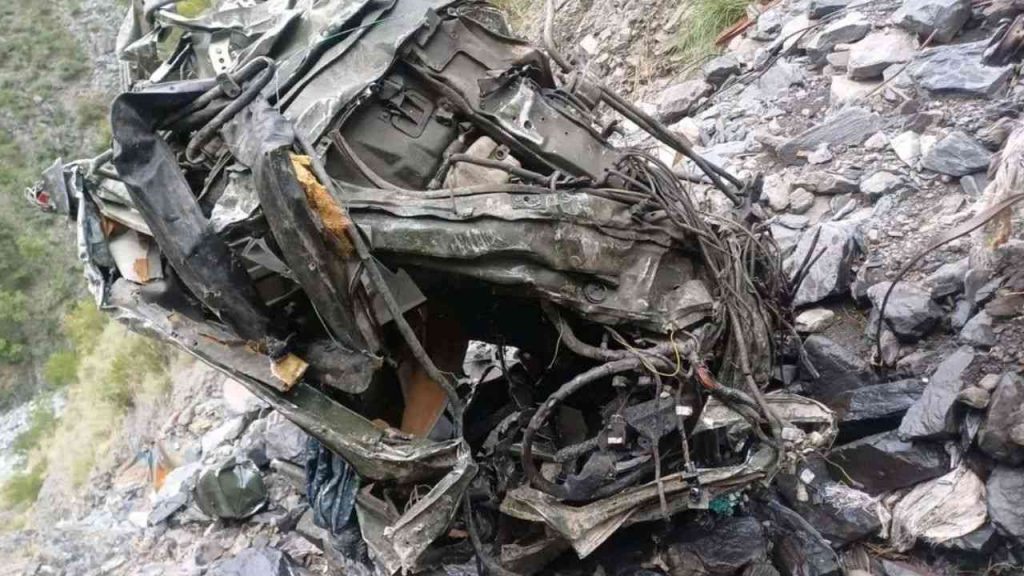 Ramban: Army vehicle falls into ditch, three soldiers martyred