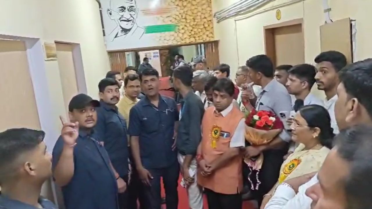 Savitri Thakur waiting outside the room to meet Shivraj Singh Chouhan.