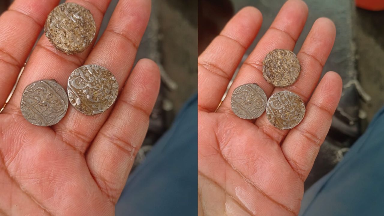 Silver coins were found during excavation in Sehore.