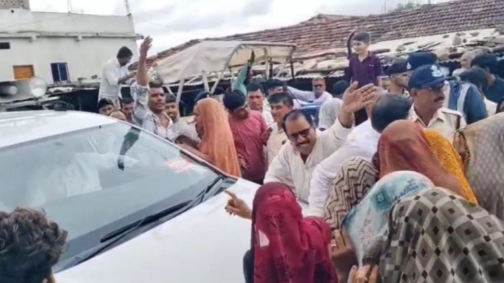 Cabinet Minister Karan Singh Verma was surrounded by women in his own constituency.