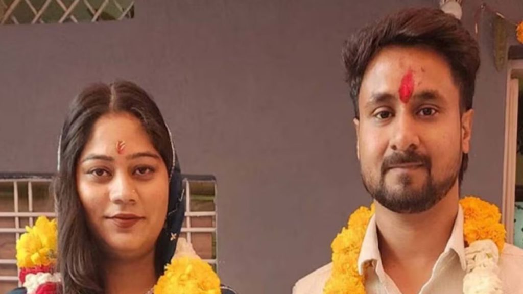 Raja Raghuvanshi and wife Sonam Raghuvanshi (file photo)