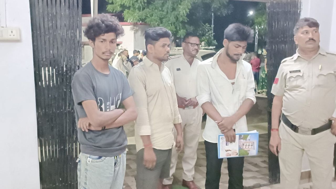 Accused Arvind Loni and others