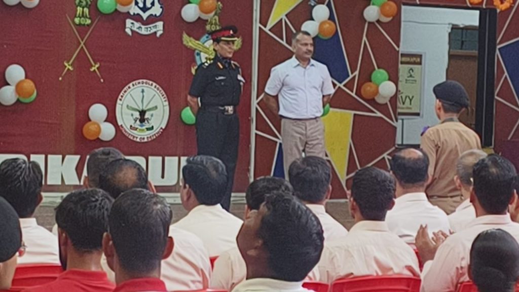 The government will bear the expenses of students studying in Sainik School, Surguja DM took a big decision