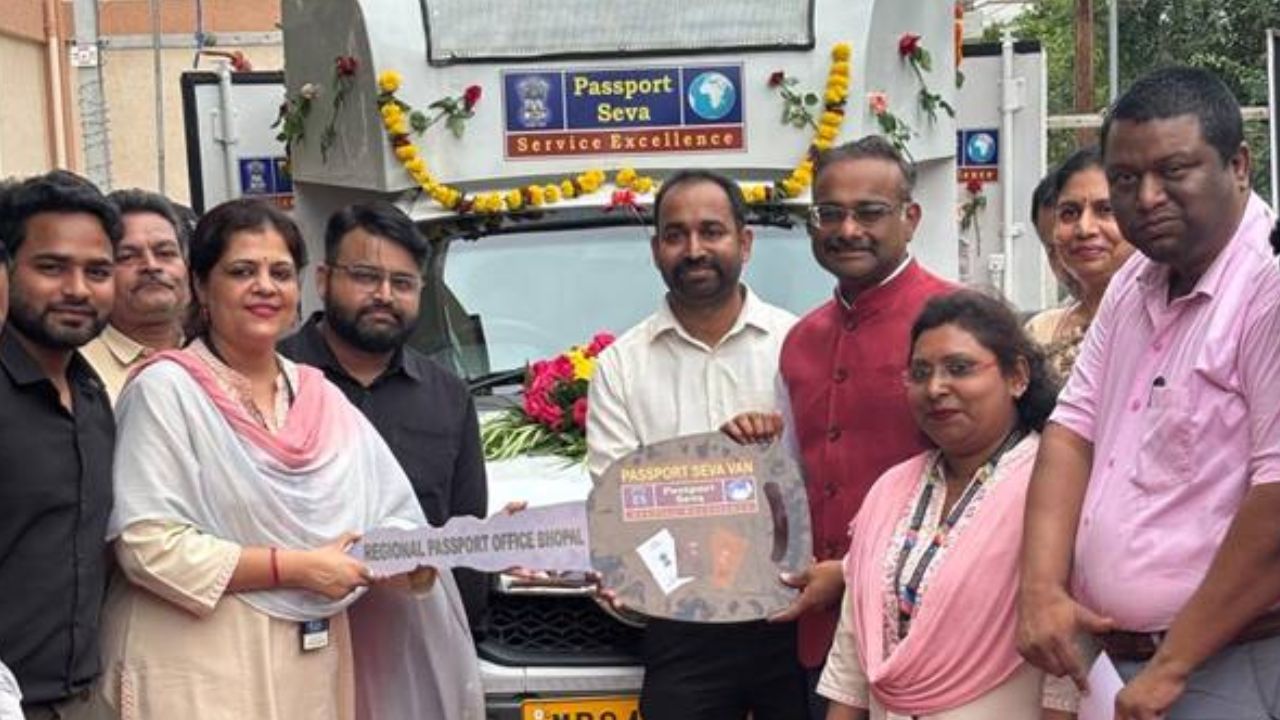 Mobile passport van service