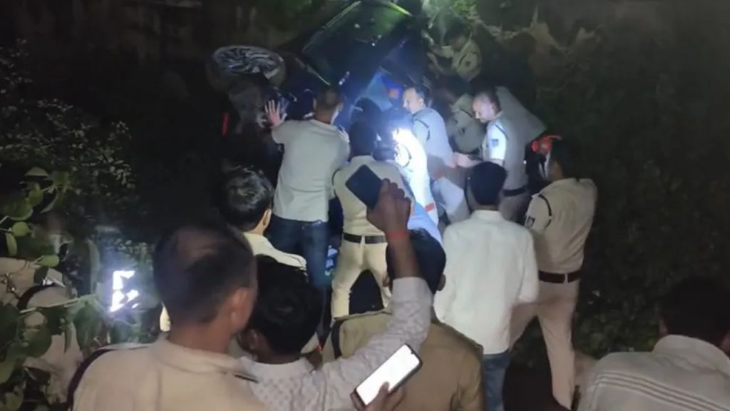 gwalior road accident