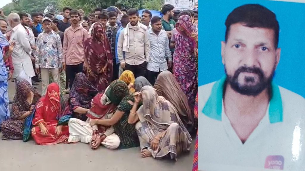 Sardarpur Municipal Council employee of Dhar committed suicide by hanging himself.