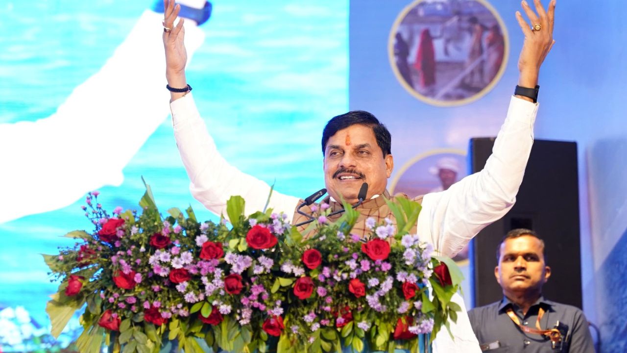 In Ujjain, CM Dr Mohan Yadav performed the bhoomi pujan of projects worth crores.