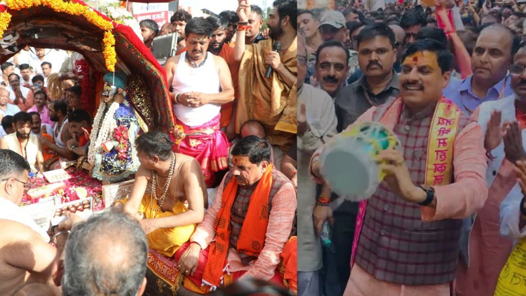 Lord Shri Mahakaleshwar wore a silver Sheshnag crown and a garland of skulls.