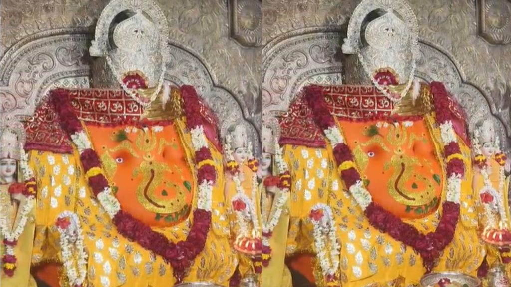 Wrote a letter to Khajrana Ganesh Temple asking for Rs 5 crore from Lord Ganesh.