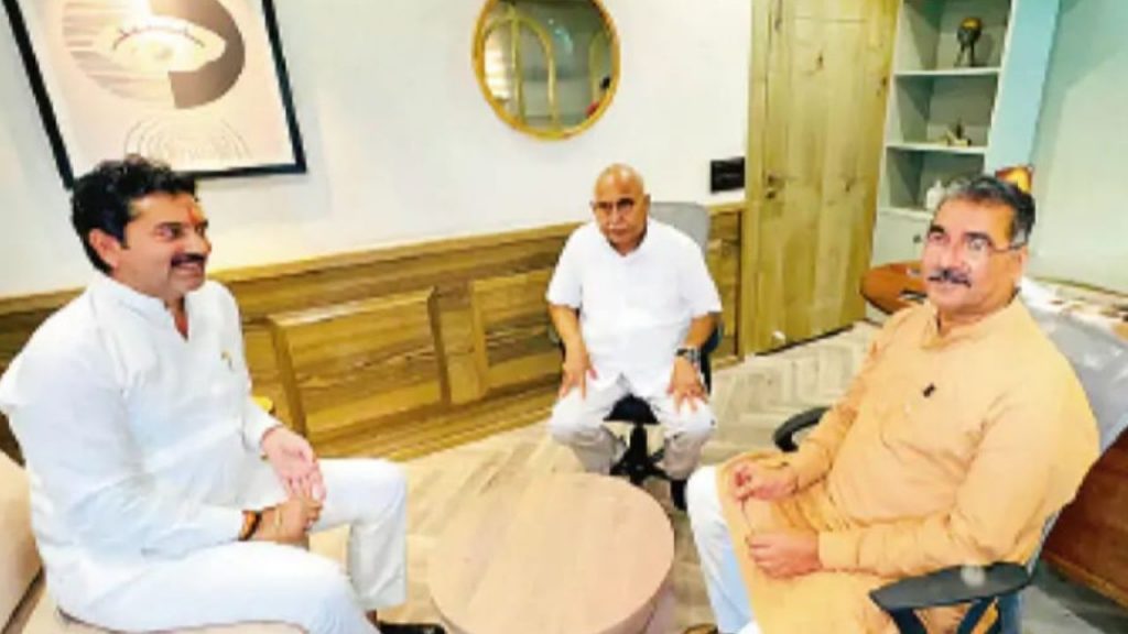 BJP state president Hemant Khandelwal gave advice to Golu Shukla