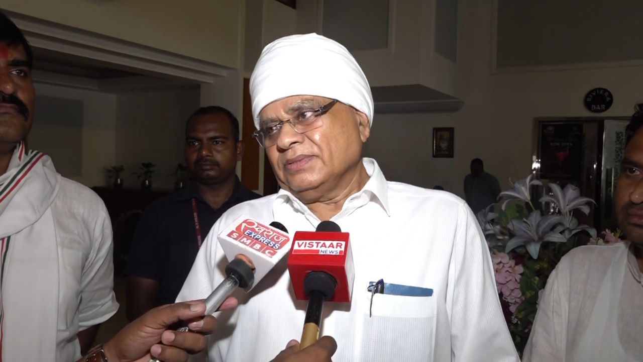 Congress MLA Phool Singh Baraiya accused the government of spreading hatred.