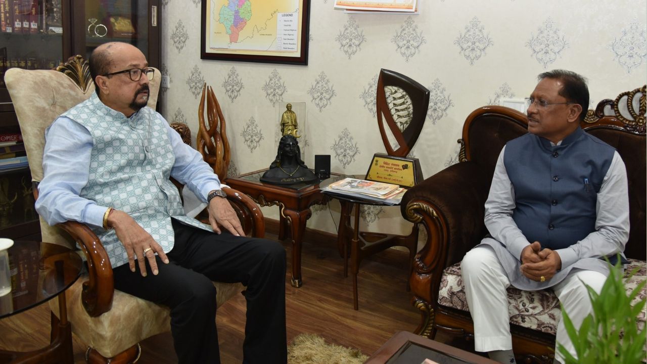 CM Sai met Governor Ramen Deka.