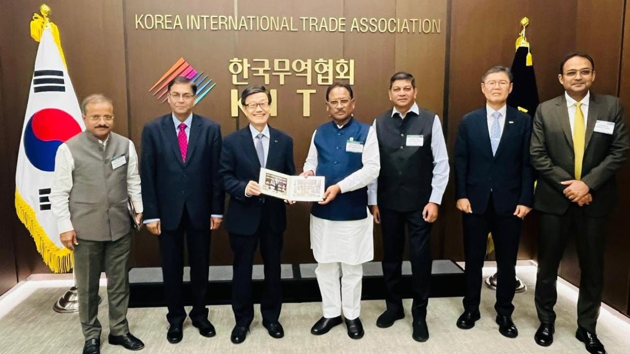 CM Vishnudev Sai met KITA Chairman Jin Sik Yun in South Korea.