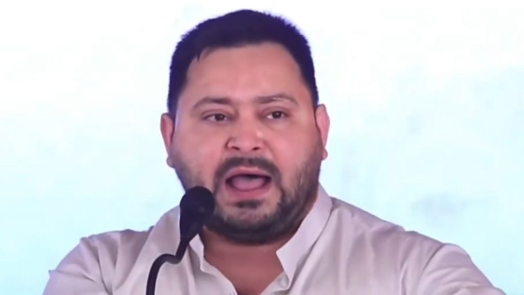 tejashwi Yadav in Vote Adhikar Rally