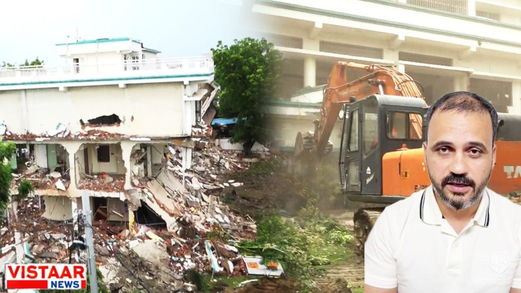 Bhopal: Bulldozer runs on Machhli family's house