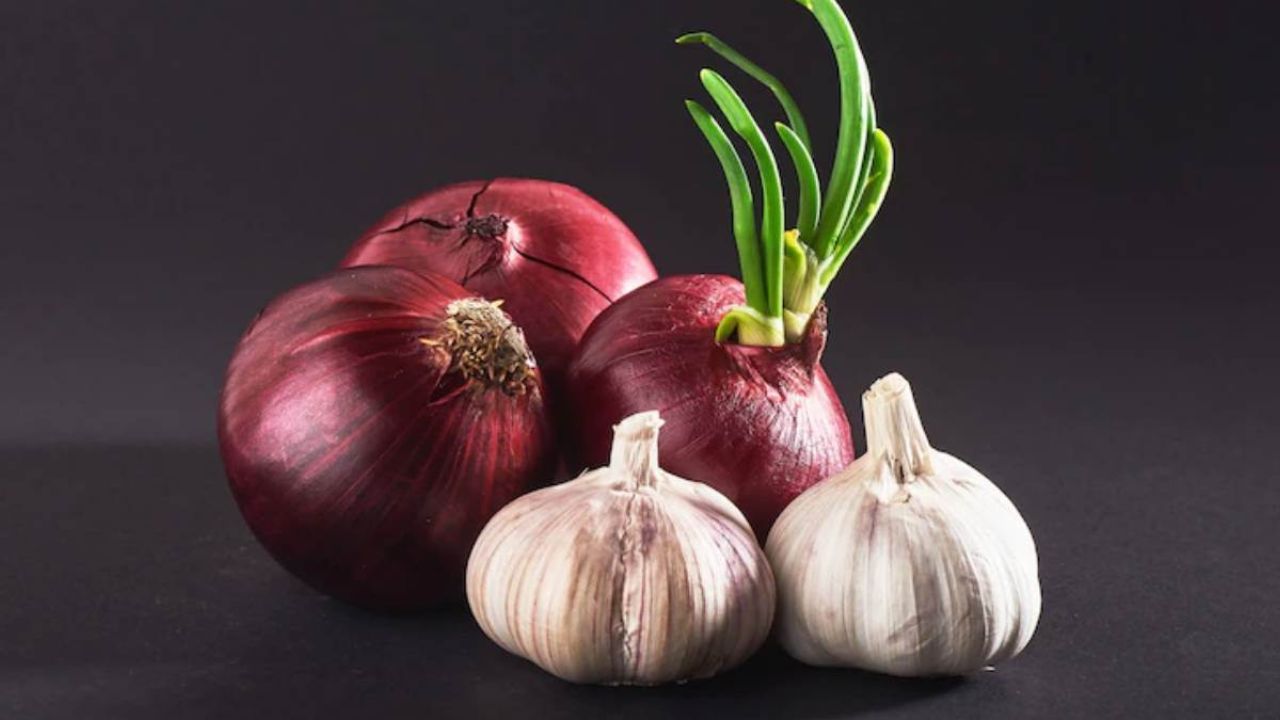 Onion Garlic Mythology