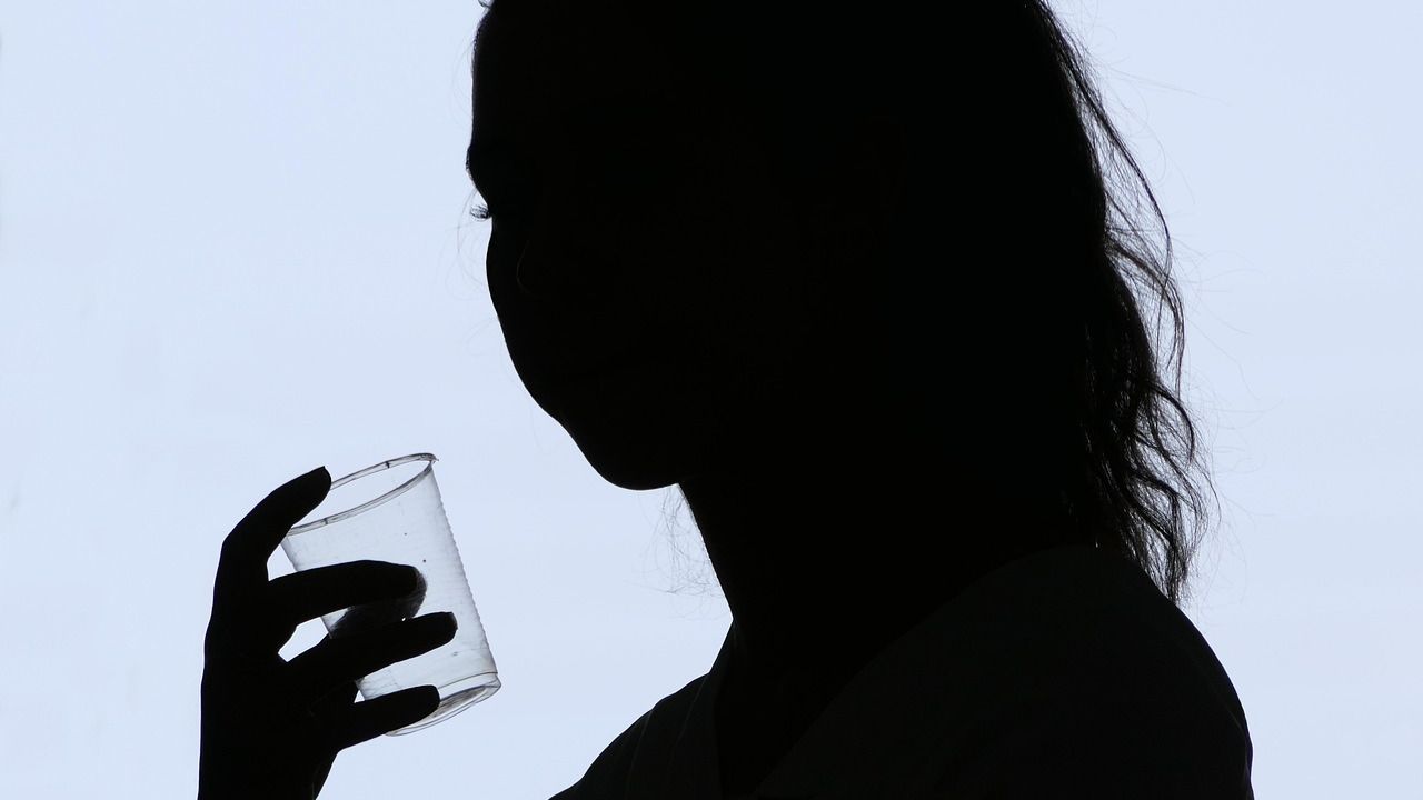 National Family Health Survey, women of MP are at 8th place in terms of maximum alcohol consumption