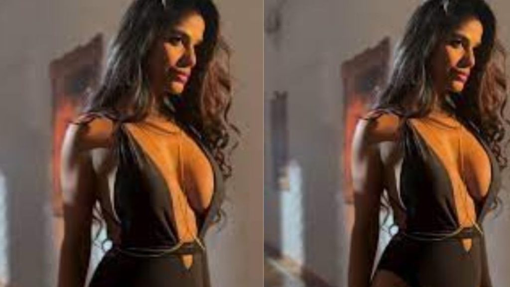 Poonam Pandey 