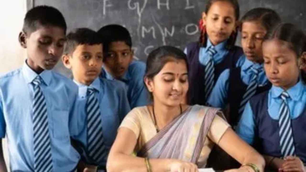 Teachers digital attendance News