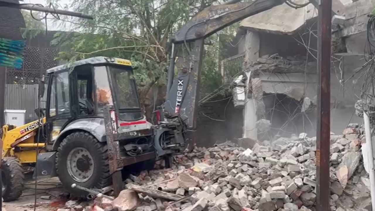 Madhya Pradesh Bulldozer News