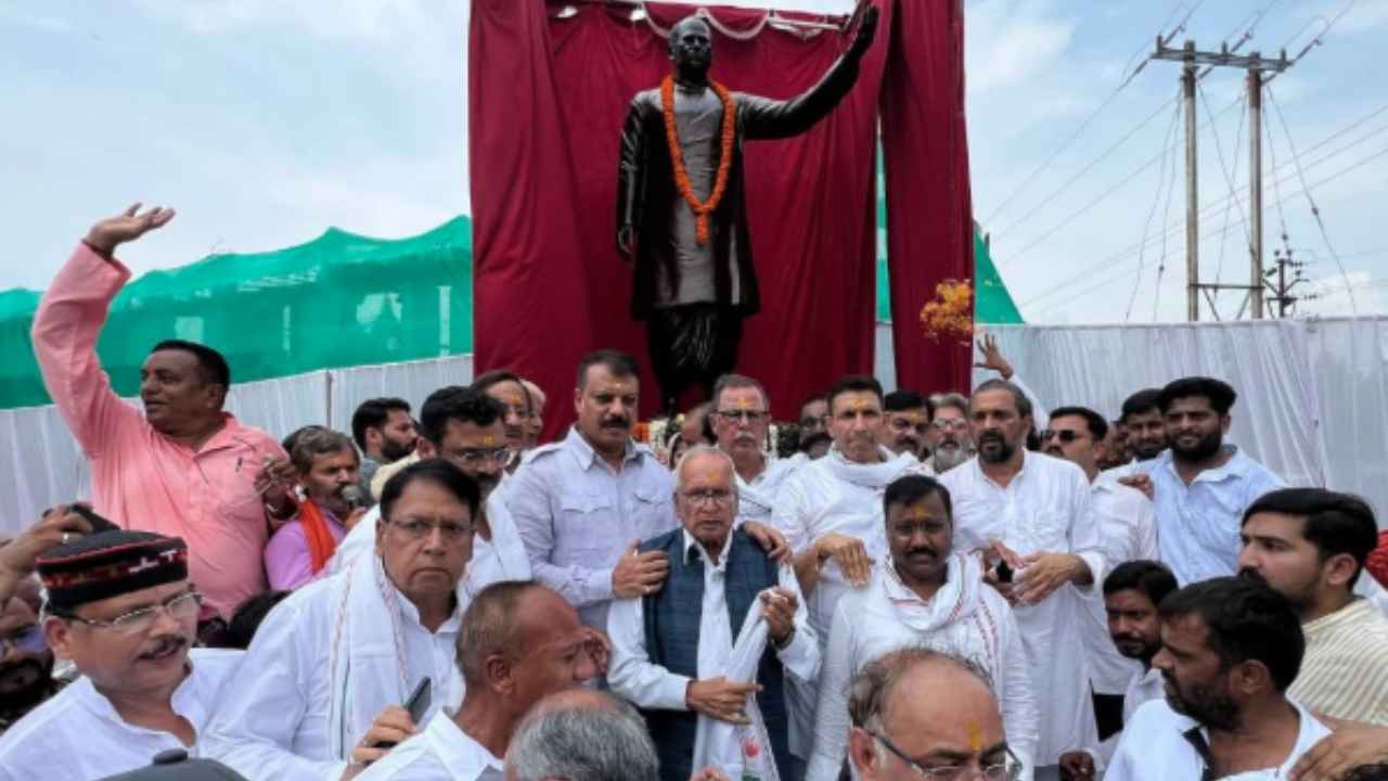 sriniwas_tiwari_politics